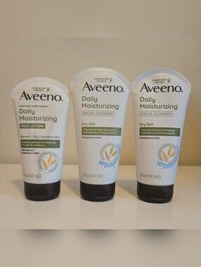 New Aveeno Daily Moisturizing Skincare Set (3 Items)